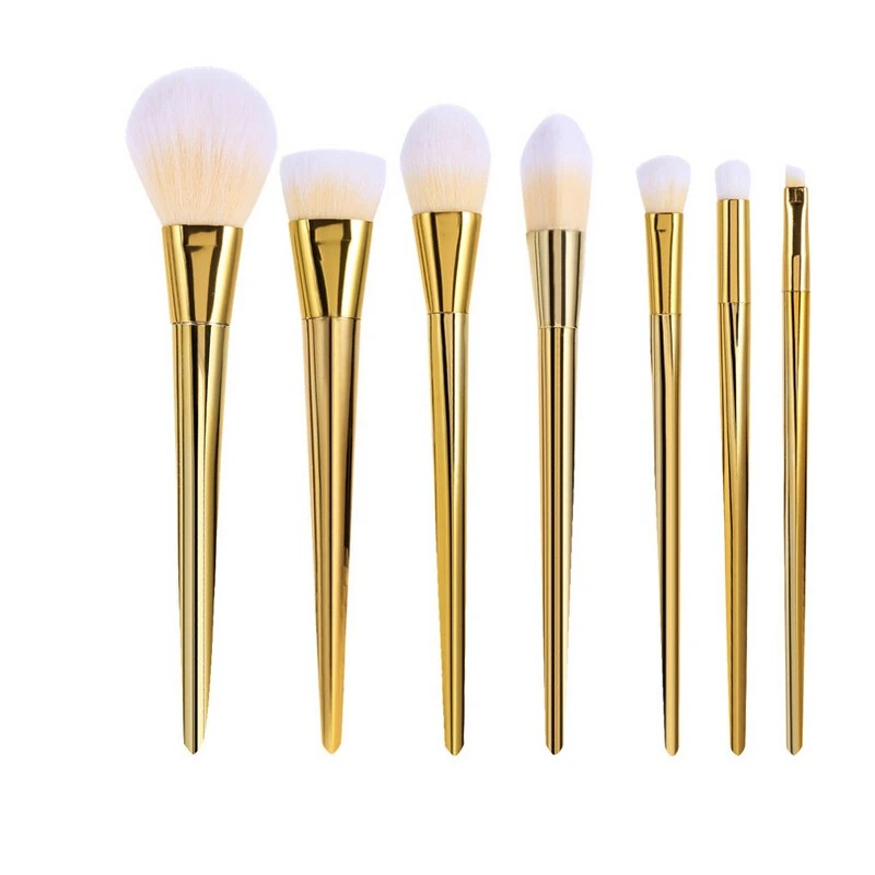 Set 7 pensule make-up cu maner auriu
